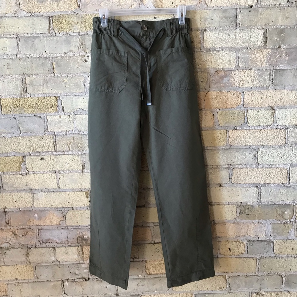 Zara cargo pant in green with drawstring detail